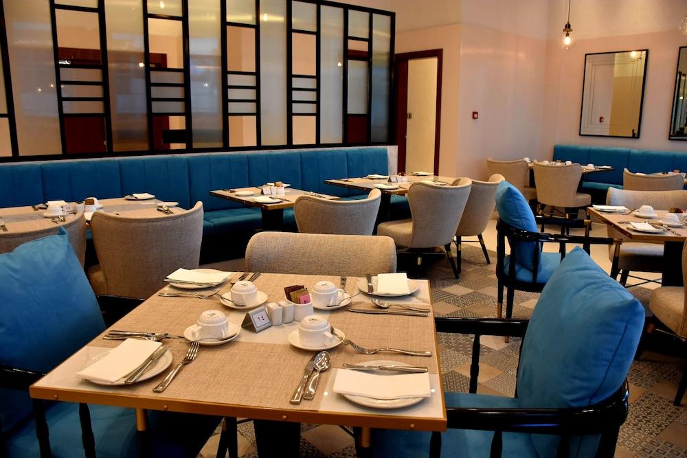 Tamani Marina Hotel & Apartments Dubai Exterior photo The interior of the restaurant