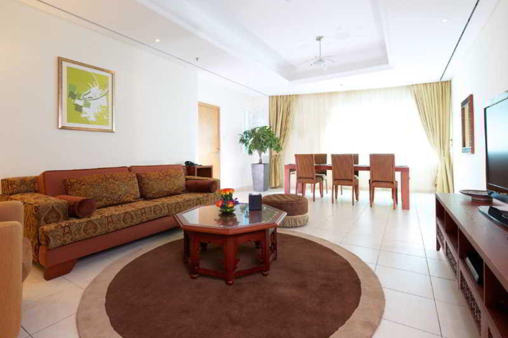 Tamani Marina Hotel & Apartments Dubai Exterior photo Living room