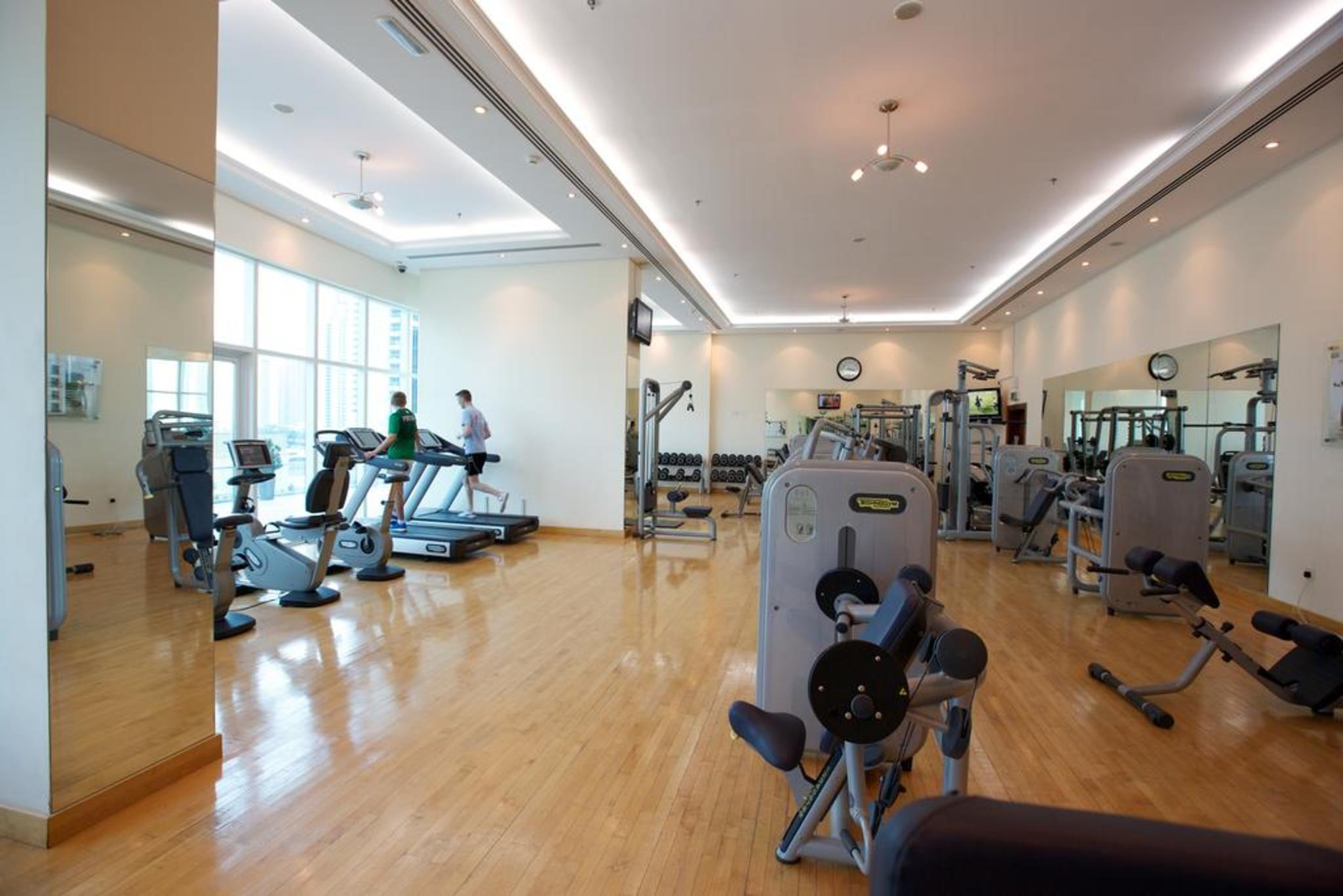 Tamani Marina Hotel & Apartments Dubai Exterior photo The gym at the Park Hyatt Dubai