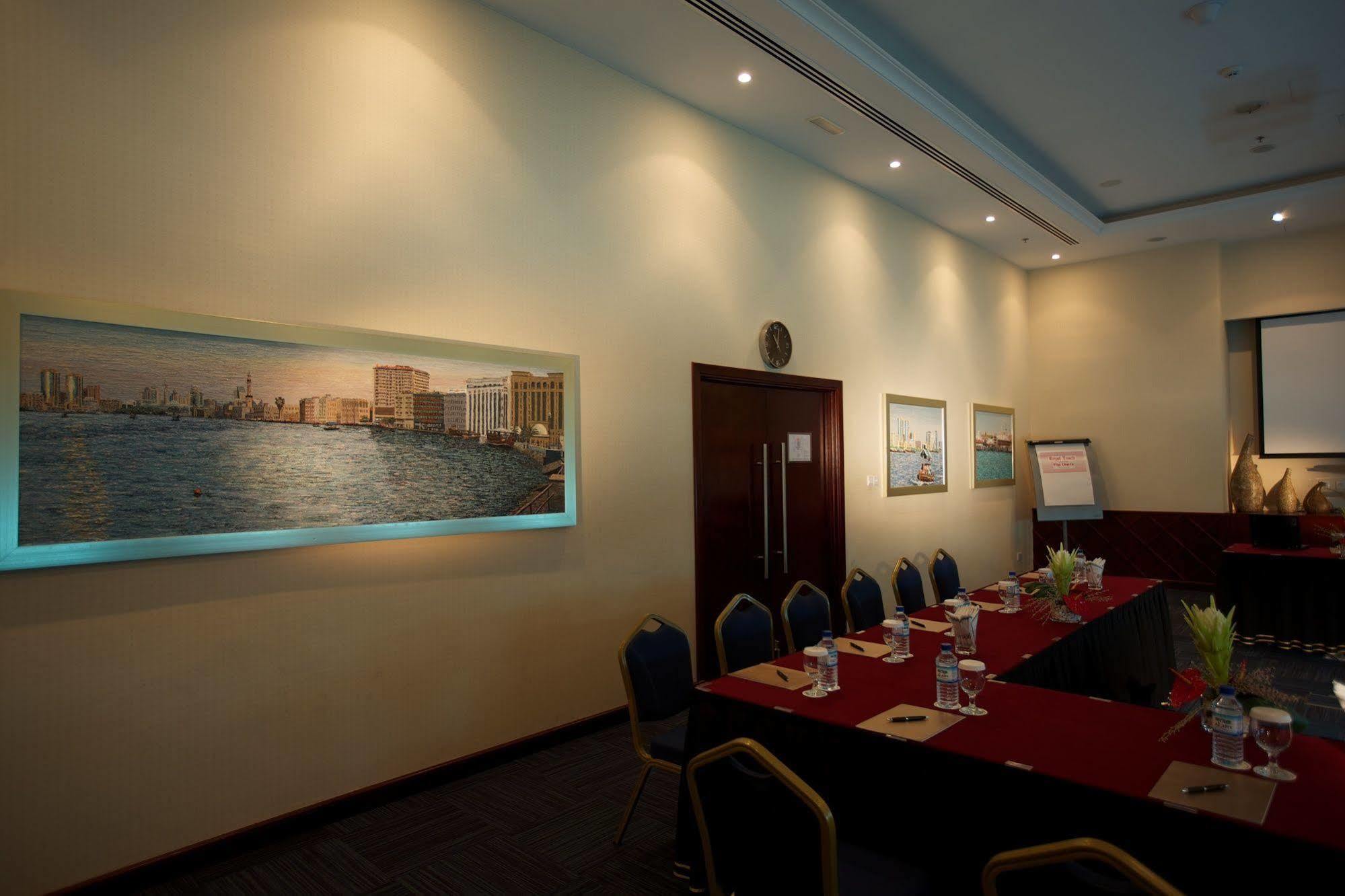 Tamani Marina Hotel & Apartments Dubai Exterior photo Meeting room